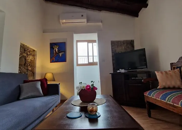 The Rock House - Beautiful Countryside With Mandarins Oranges And Olive Trees,. Near Limassol At Eptagonia Village.