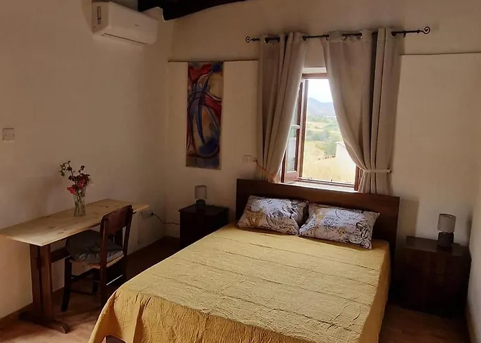 The Rock House - Beautiful Countryside With Mandarins Oranges And Olive Trees,. Near Limassol At Eptagonia Village. Ephtagonia