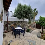 The Rock House - Beautiful Countryside With Mandarins Oranges And Olive Trees,. Near Limassol At Eptagonia Village. Vakantiehuis