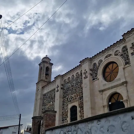 The Rock House - Beautiful Countryside With Mandarins Oranges And Olive Trees,. Near Limassol At Eptagonia Village. *
