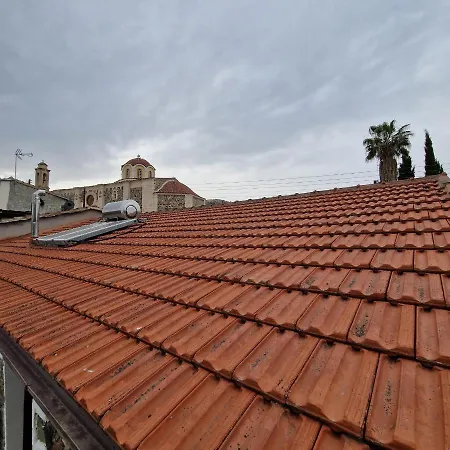 펜션 The Rock House - Beautiful Countryside With Mandarins Oranges And Olive Trees,. Near Limassol At Eptagonia Village. *