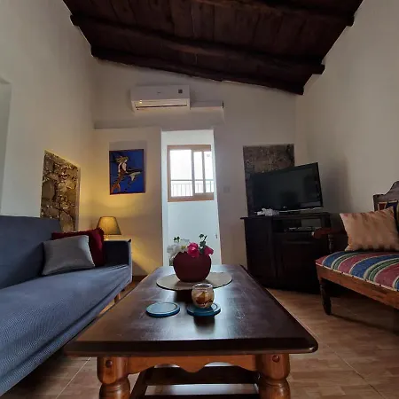 The Rock House - Beautiful Countryside With Mandarins Oranges And Olive Trees,. Near Limassol At Eptagonia Village.