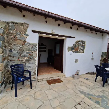 The Rock House: Rustic Retreat In Eptagonia's Citrus Groves * Ephtagonia