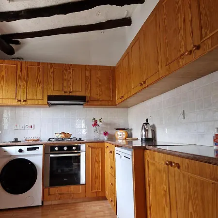 Дом отдыха The Rock House - Beautiful Countryside With Mandarins Oranges And Olive Trees,. Near Limassol At Eptagonia Village. *