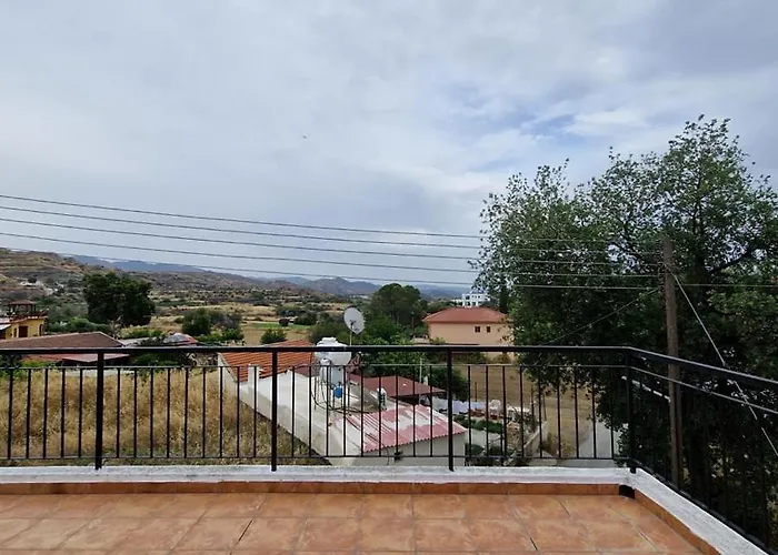 The Rock House - Beautiful Countryside With Mandarins Oranges And Olive Trees,. Near Limassol At Eptagonia Village.