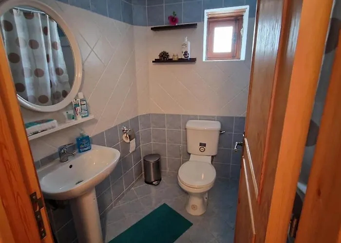 The Rock House - Beautiful Countryside With Mandarins Oranges And Olive Trees,. Near Limassol At Eptagonia Village. Ephtagonia